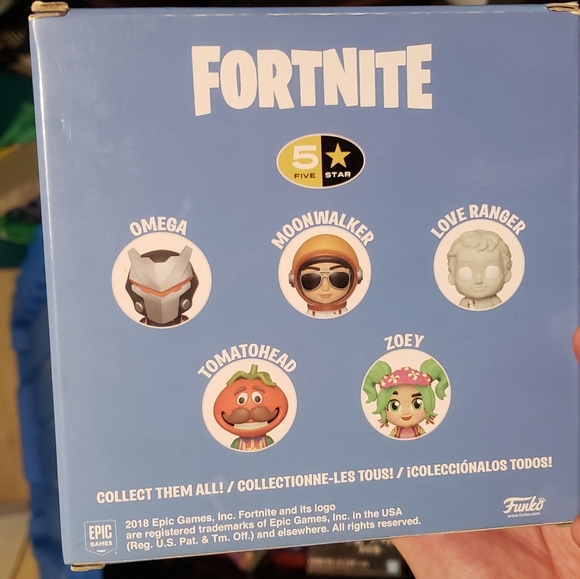 Funko Fortnite Zoey Vinyl Figure - Picture 3 of 3